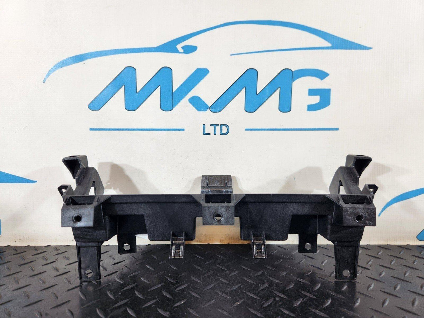 19-ON RANGE ROVER EVOQUE L551 GENUINE RADIO DISPLAY DASH BRACKET K8D218C899A