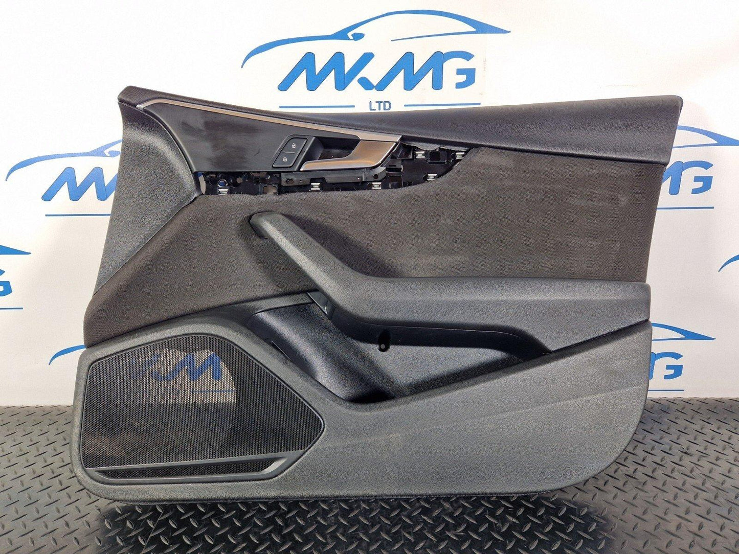 16-19 AUDI A4 B9 FRONT RIGHT INTERIOR DOOR PANEL CARD 8W0867134