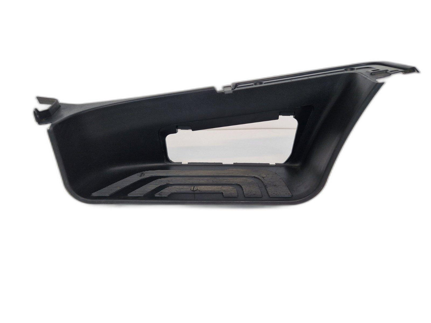 MERCEDES SPRINTER 910 907 GENUINE  STEP PLATE FRONT RIGHT O/S A9106864000