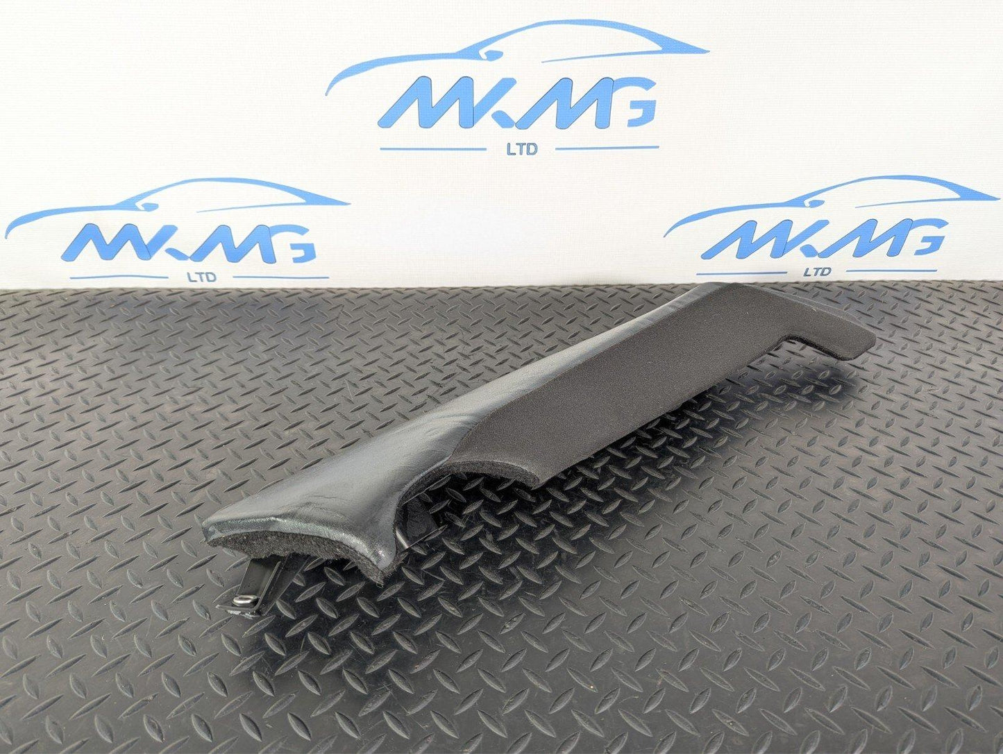 16-19 AUDI A4 B9 GENUINE REAR RIGHT O/S LEATHER SEAT BOLSTER CUSHION 8W085704C