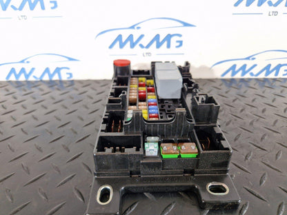 19-ON RANGE ROVER EVOQUE L551 GENUINE PASSENGER FUSE BOX M8D2-14A073-BA