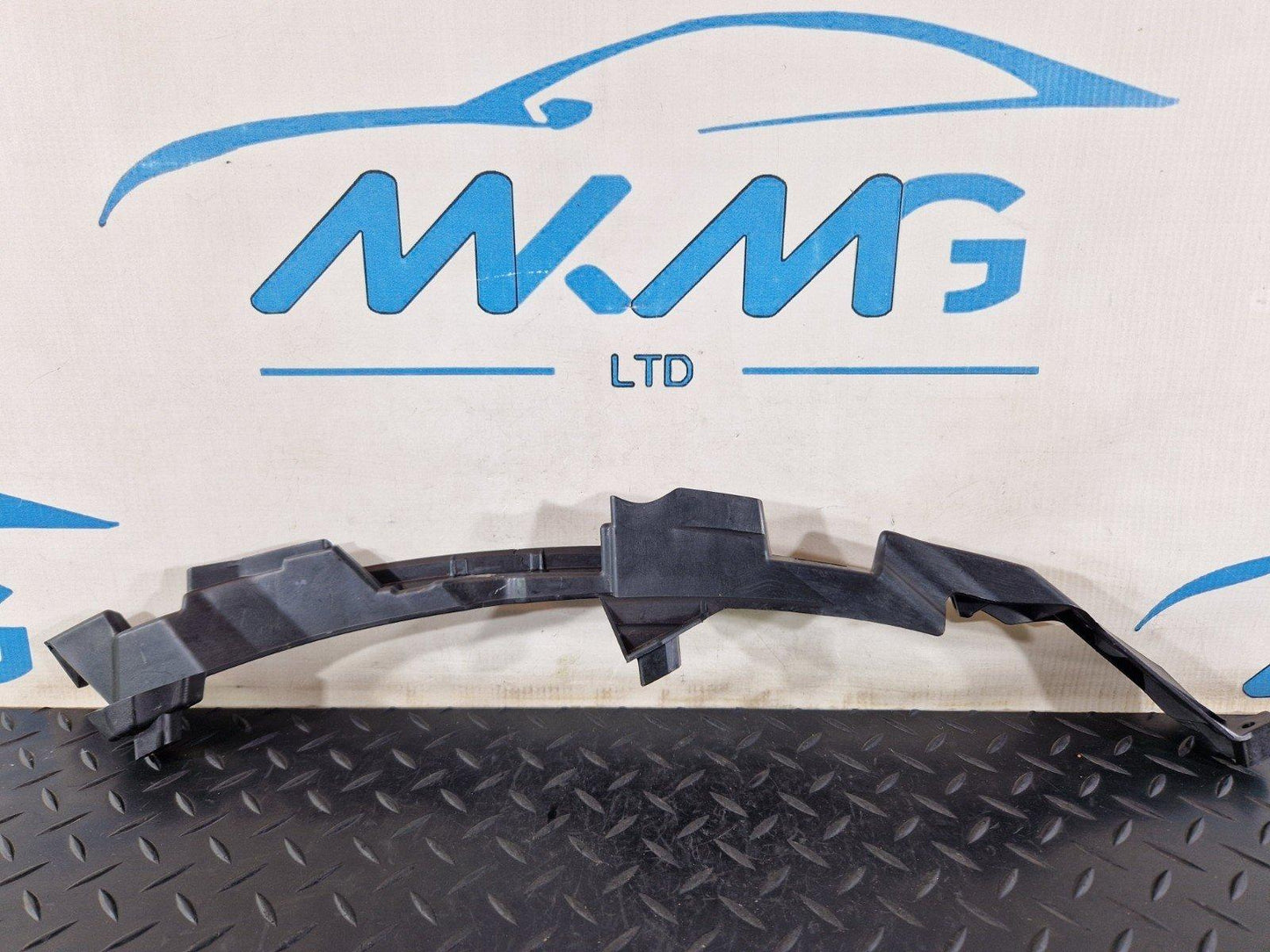 19-ON RANGE ROVER EVOQUE L551 HEADLIGHT MOUNTING BRACKET FRONT LEFT *DAMAGED*