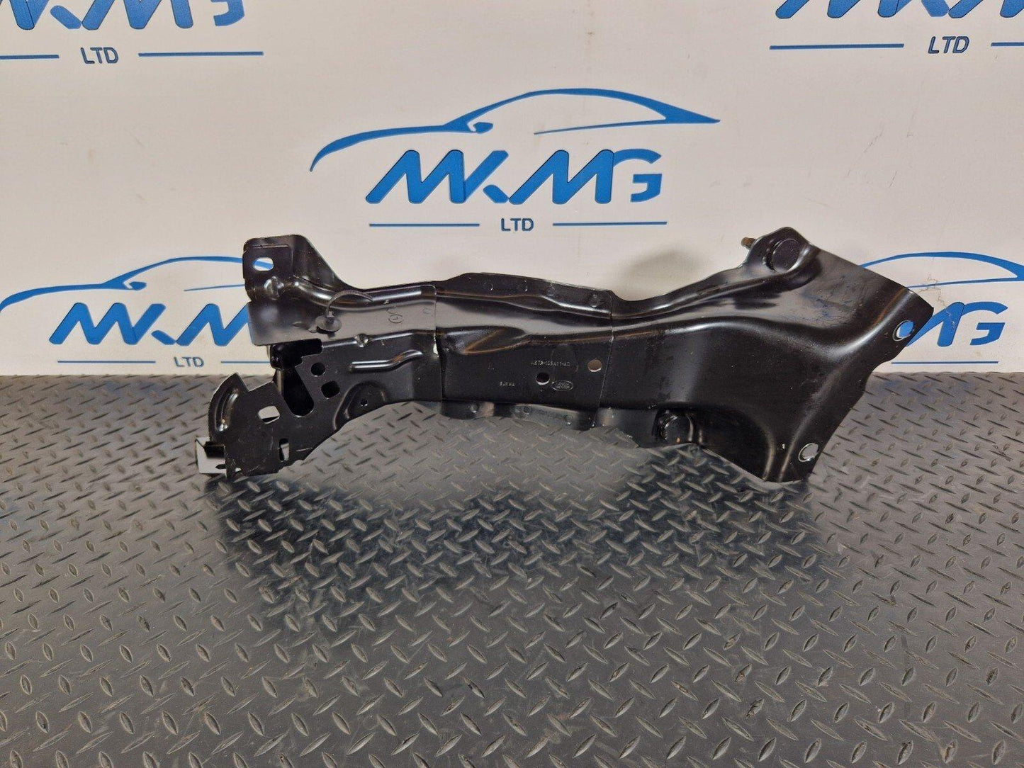 2019-ON LAND ROVER DISCOVERY L550 LEFT SIDE FLOOR SUPPORT BRACKET LK72103A11AD