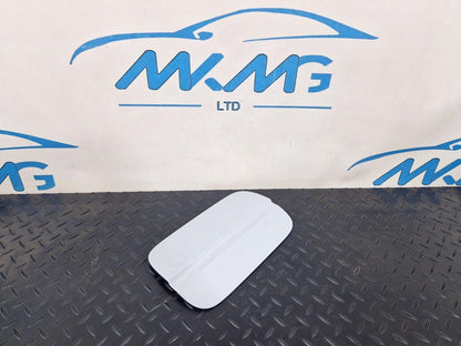 16-19 AUDI A4 B9 S-LINE GENUINE FUEL DOOR FLAP IN GLACIER WHITE 8W0809907 LS9R