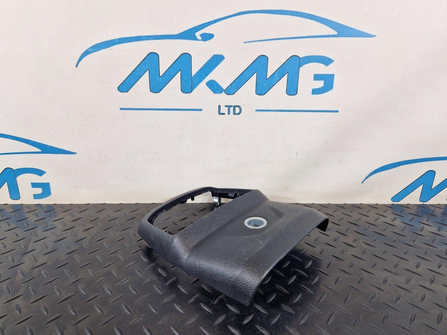 14-21 BMW 2 SERIES 218d GRAN TOURER F46 OEM REAR CENTRE CONSOLE TRIM 9319567