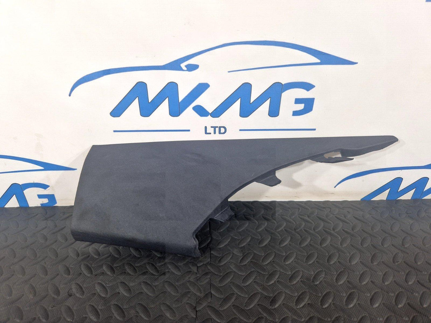 16-19 AUDI A4 B9 S-LINE GENUINE REAR RIGHT O/S C-PILLAR TRIM COVER 8W5867246A