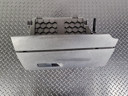 16-22 BMW X1 F48 GENUINE GLOVEBOX STORAGE COMPARTMENT 9357671 9292150