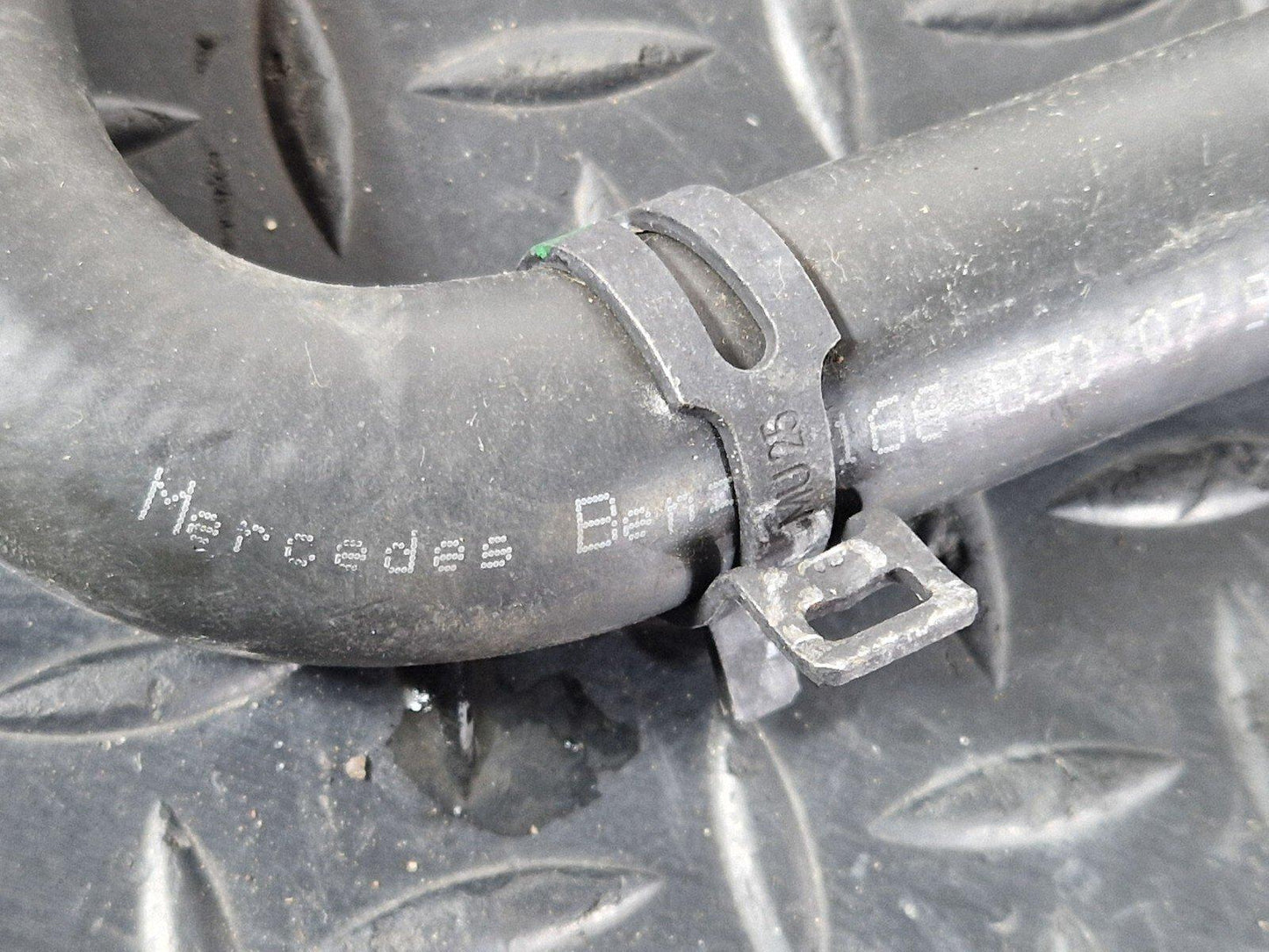 11-19 MERCEDES BENZ ML W166 ENGINE WATER COOLANT PIPE A1668300796