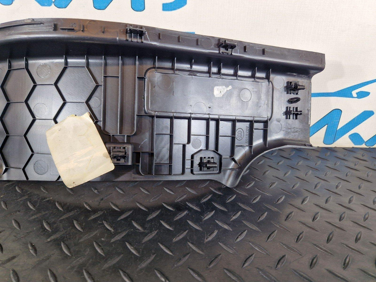 14-19 LAND ROVER L550 SPORT REAR RIGHT LOWER C-PILLAR TRIM FK7213244AE8PVJ