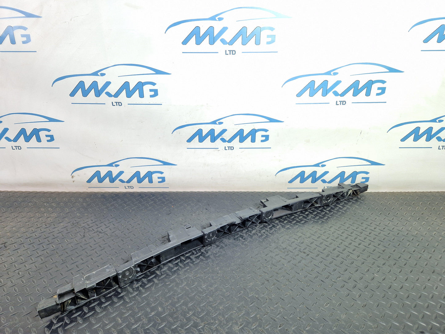 Audi A6 Allroad C7 Genuine Rear Bumper Center Holder 4G9807458D