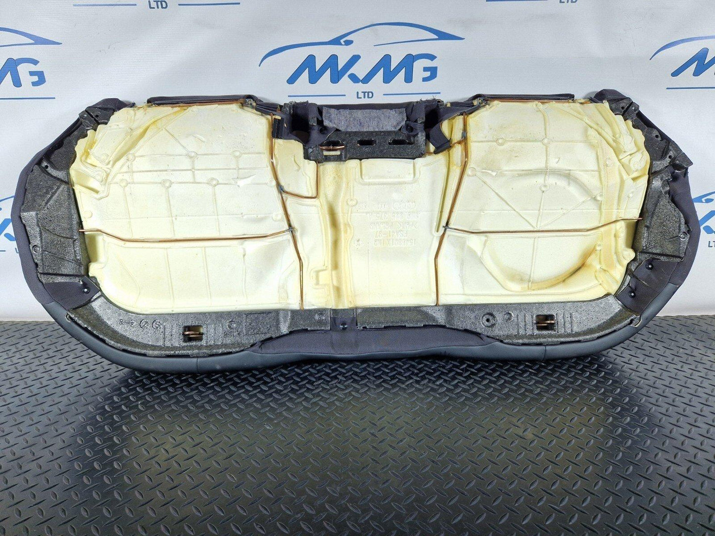 16-19 AUDI A4 B9 S-LINE GENUINE REAR HALF LEATHER SEAT BENTCH 8W0885375A