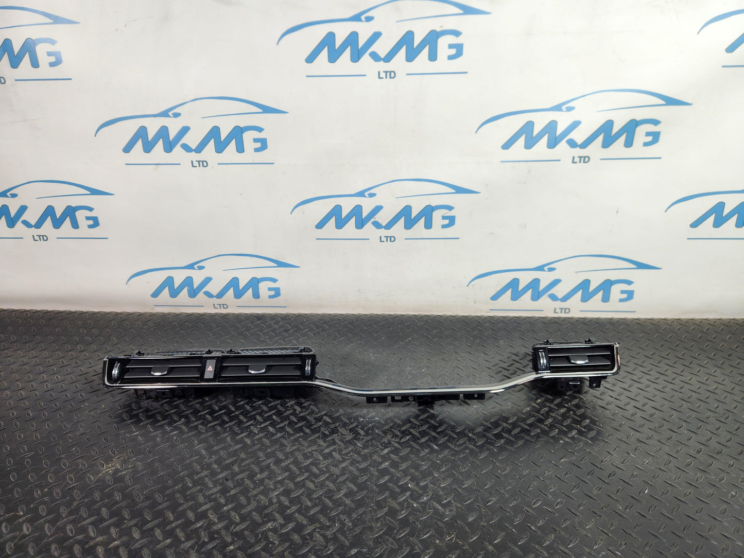Land Rover Range Rover Evoque L551 SUV Genuine Front Centre Vents K8D2-01412-BC