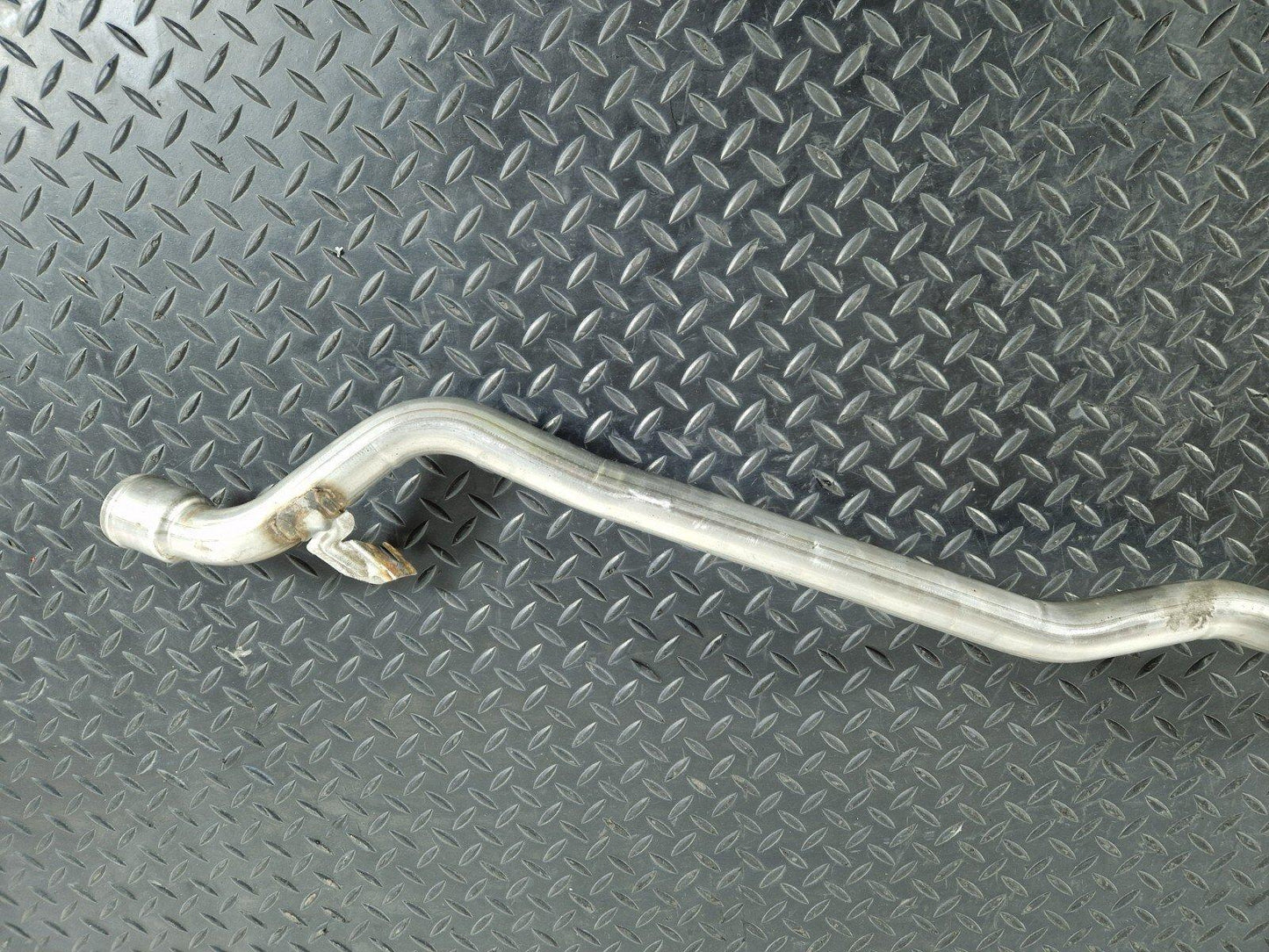 14-20 MERCEDES GLA X156 GENUINE DIESEL FUEL FILLER NECK PIPE HOSE A2464701220