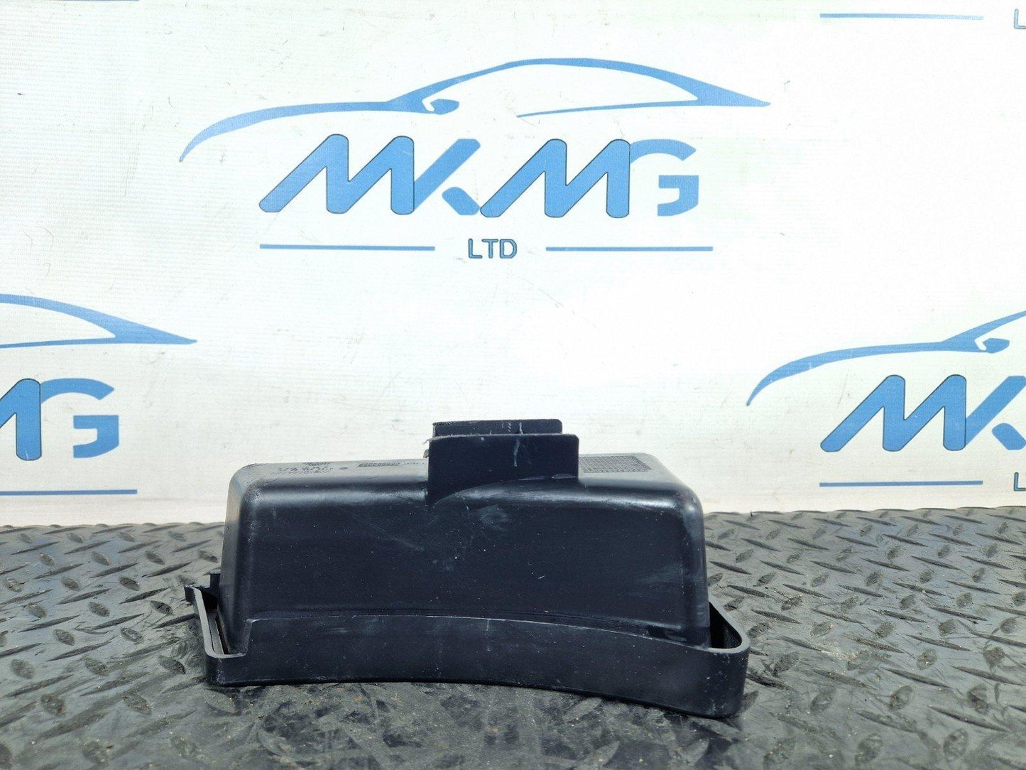 16-19 MERCEDES BENZ GLE W166 GENUINE TRIM PANEL A1666920400