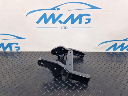 12-18 AUDI A6 C7 STEERING COLUMN MOUNTING BRACKET 8K2419250