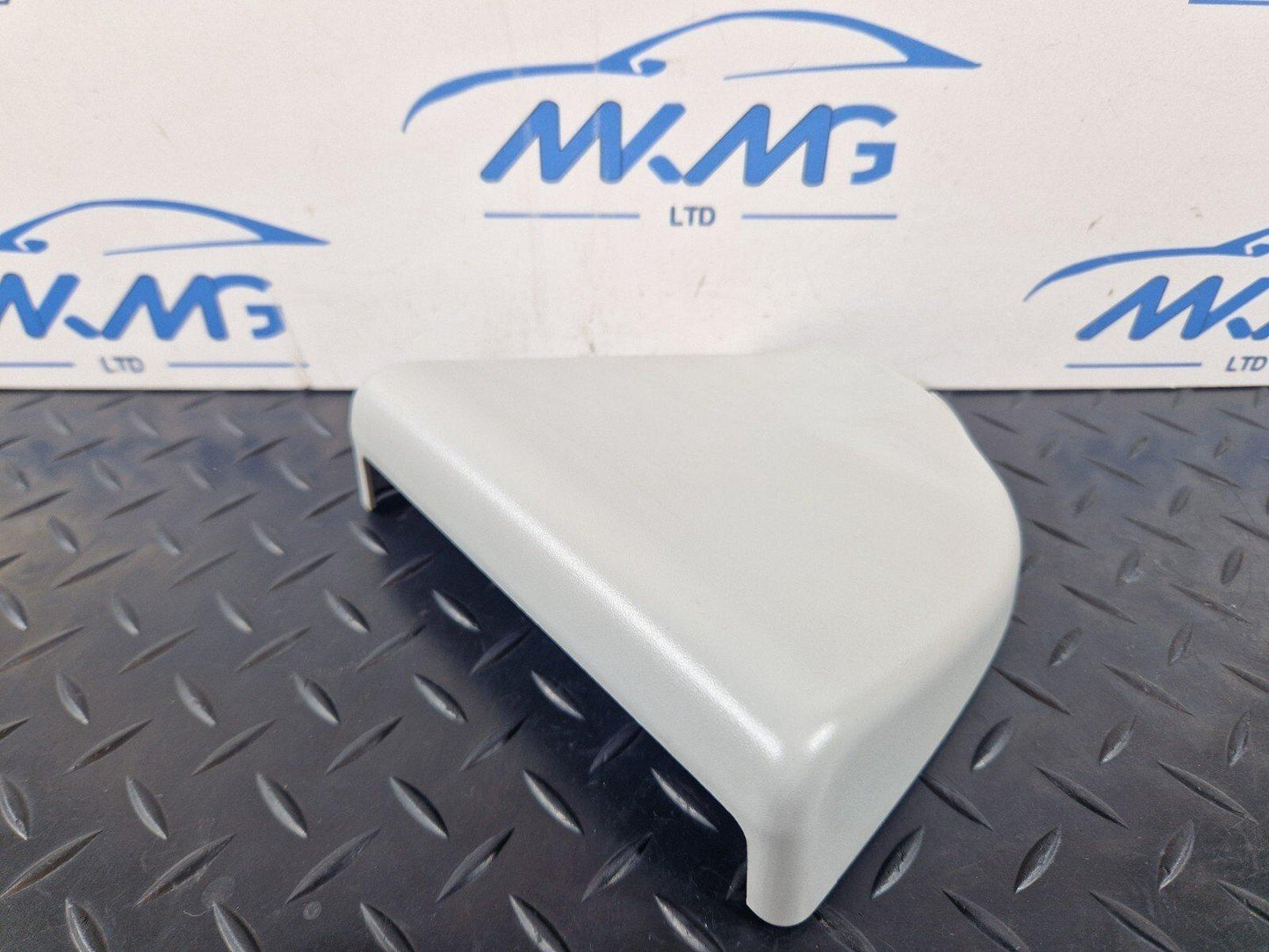 12-18 AUDI A6 C7 INTERIOR REAR VIEW MIRROR COVER 4G0907299 DAMAGED
