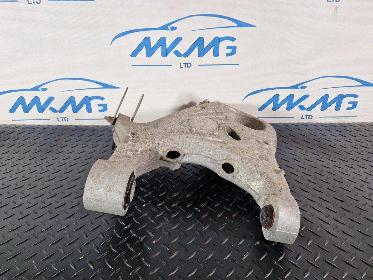 19-ON RANGE ROVER EVOQUE L551 REAR N/S PASSENGER LEFT CONTROL ARM FK72-5B531-AG