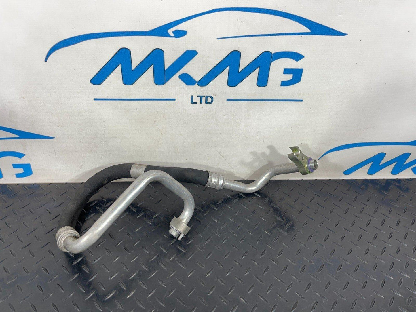 14-21 MERCEDES BENZ C300h W205 AIR CONDITION PIPE HOSE A2058306801