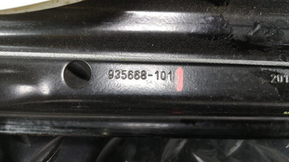 13-19 MERCEDES BENZ CLA W117 C117 REAR RIGHT DRIVER SIDE WINDOW MECHANISM