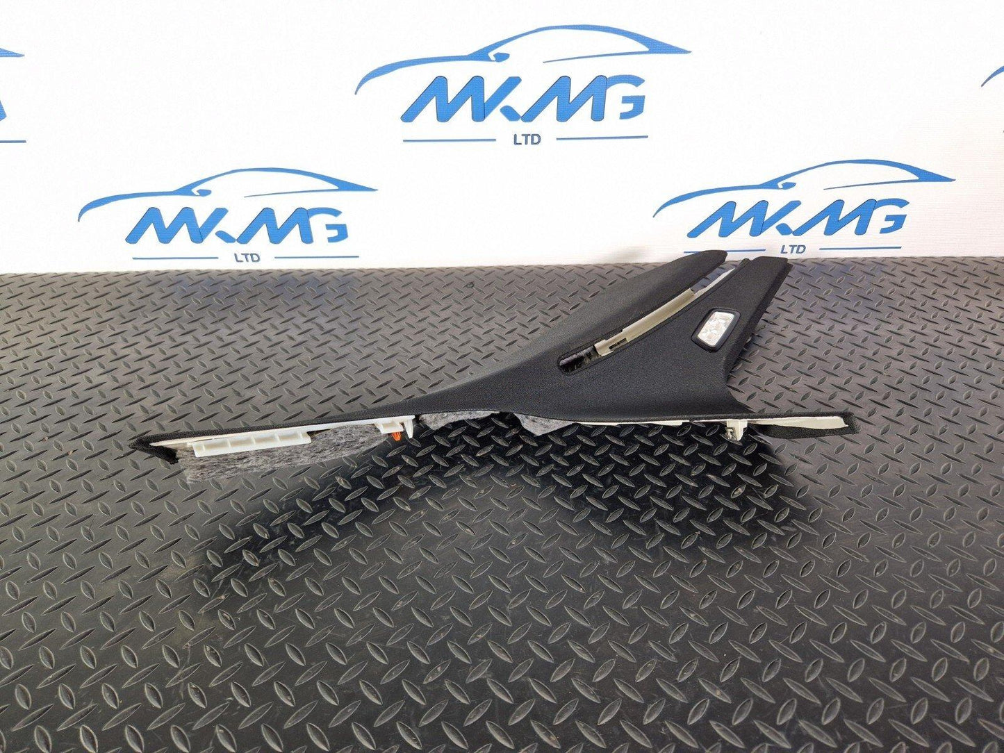 14-21 MERCEDES BENZ C220d W205 OEM C PILLAR TRIM PANEL LEFT A2056908703