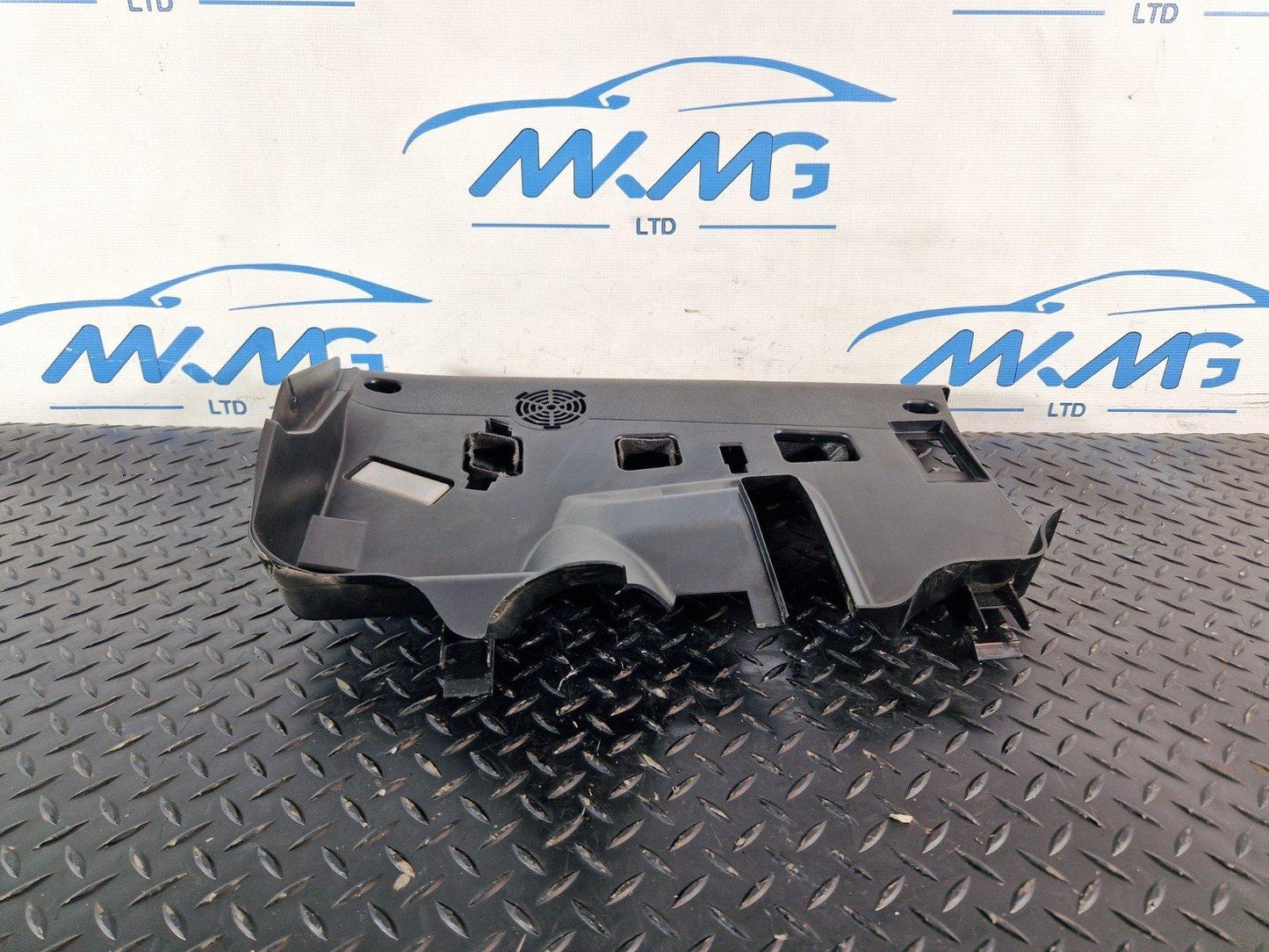 11-18 BMW 6 SERIES F13 GENUINE FRONT EIGHT FOOTWELL TRIM PANEL 9209496