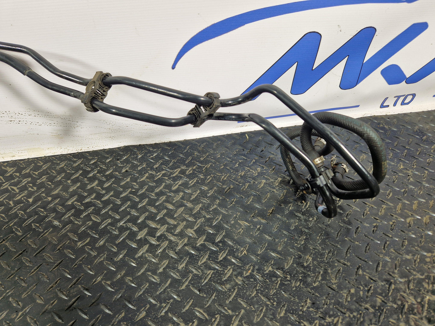 Mercedes-Benz B200d B-Class W247 FUEL LINE PIPE HOSE A2474707302 A2474707402