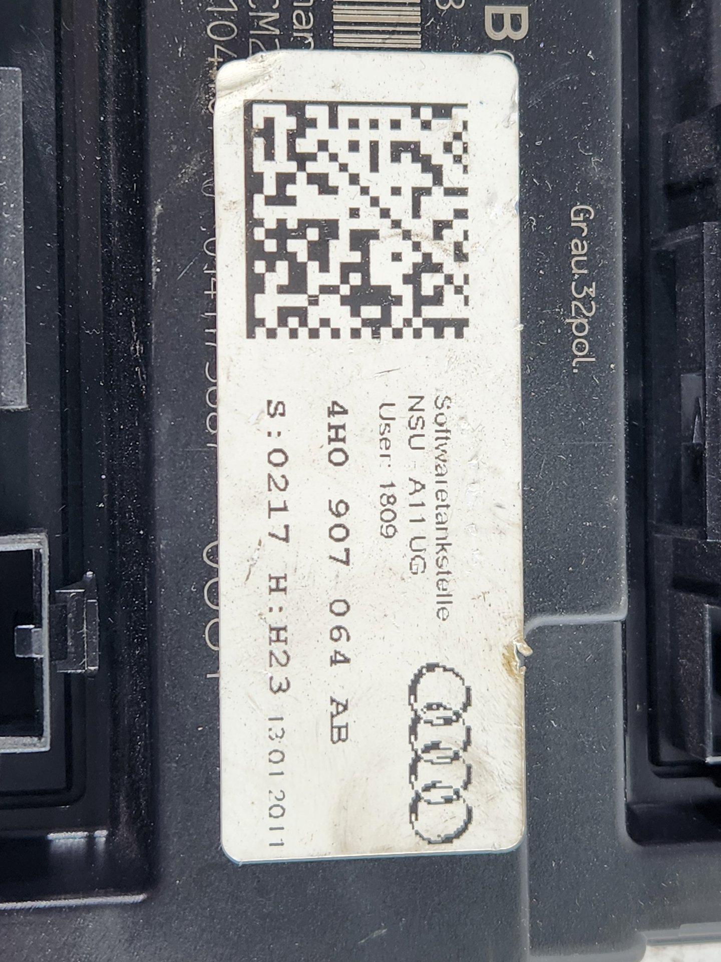 Audi A8 Genuine Convenience Control Module Unit 4H0907064AB