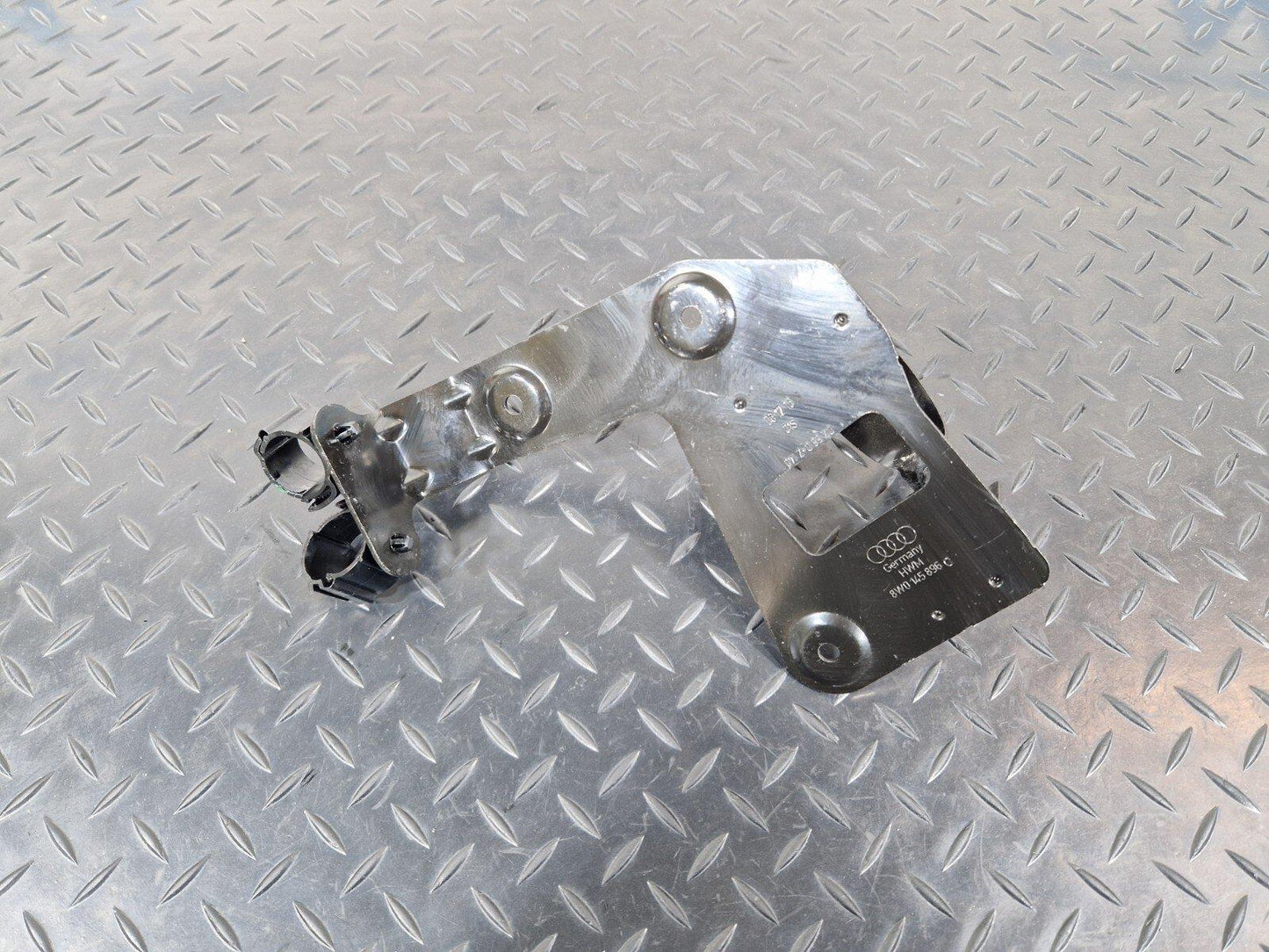 16-24 AUDI A5 F5 GENUINE COOLANT PUMP BRACKET 8W0145896C 8W0145879B