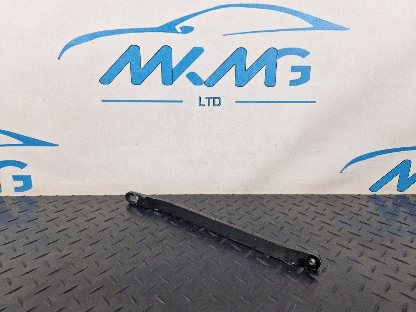 14-21 MERCEDES BENZ W205 REINFORCEMENT RADIATOR SUPPORT STRUT A2056201700