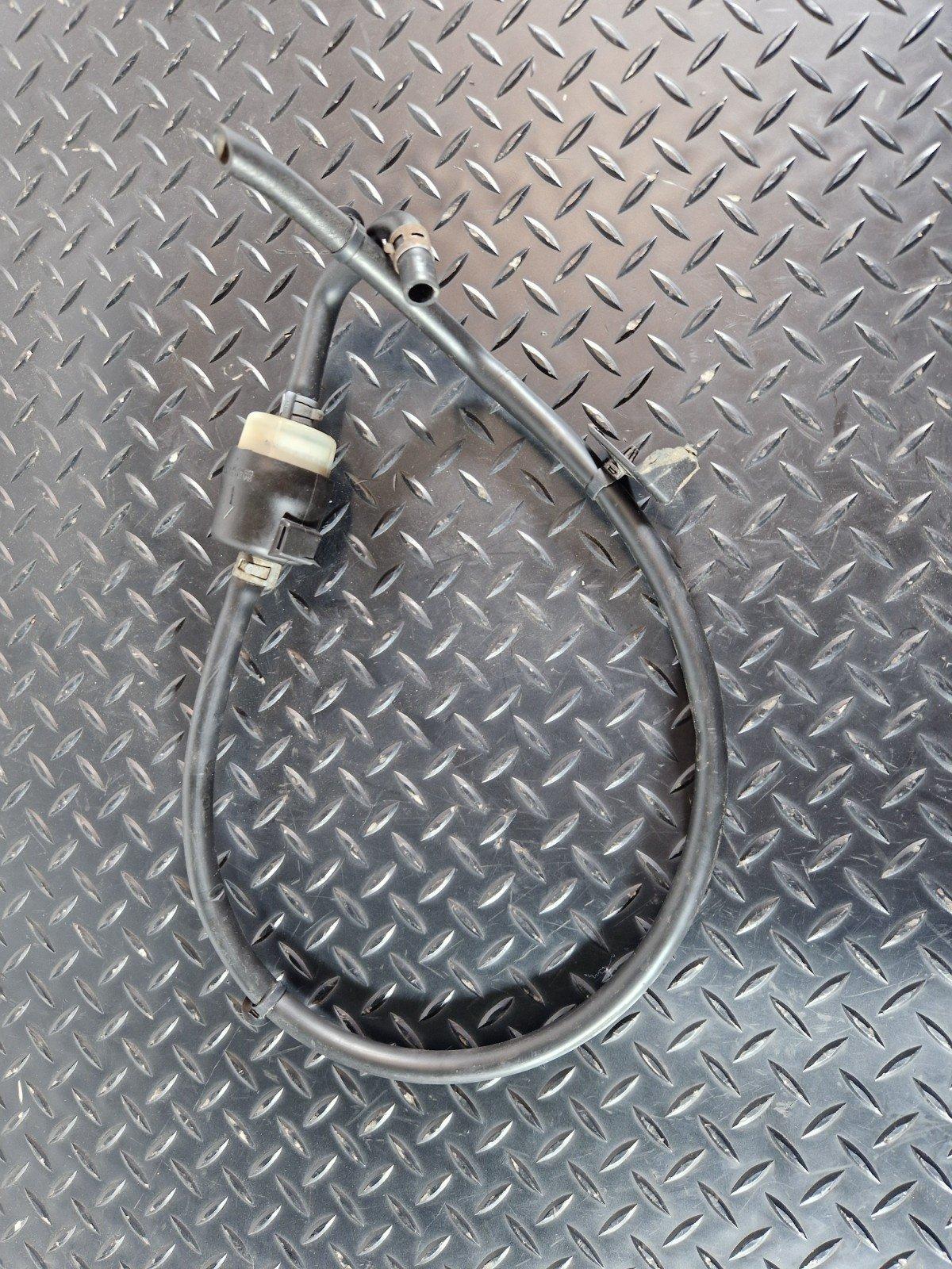16-19 MERCEDES BENZ GLE W166 GENUINE FUEL FILTER RING COLLAR A2113270011