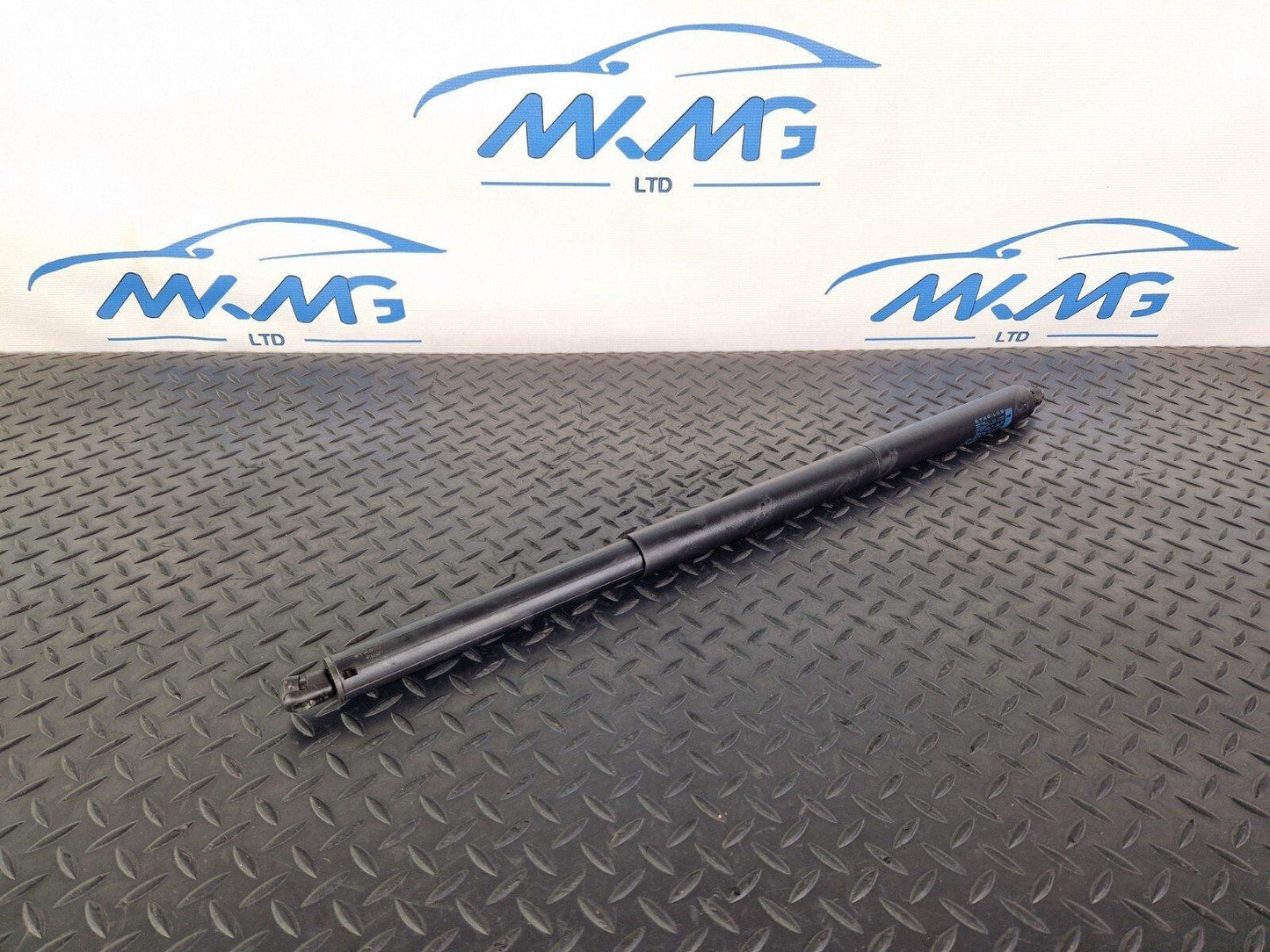 14-19 MERCEDES BENZ GLA X156 OEM REAR RIGHT TAILGATE SUPPORT STRUT A1569800764