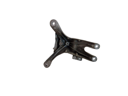 AUDI A4 8W B9 1.4TFSI FRONT RIGHT ENGINE SUPPORT BRACKET MOUNT 8W0199308A