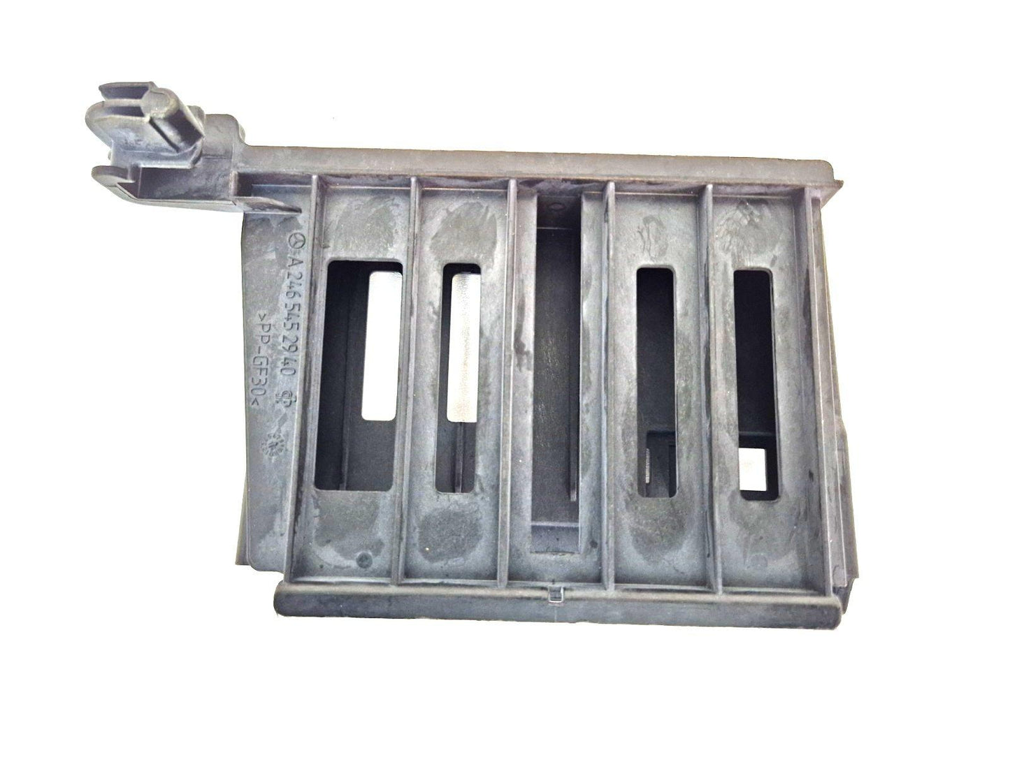 12-18 MERCEDES A-CLASS W176 GENUINE GEARBOX CONTROL UNIT BRACKET A2465452940