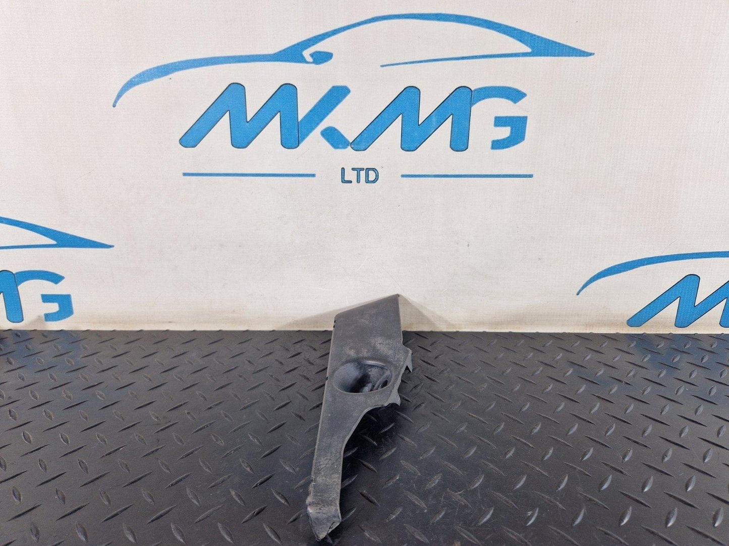 17-24 AUDI S5 F5 GENUINE FUEL TANK TRIM UNDER BODY TRAY 8W0825214A