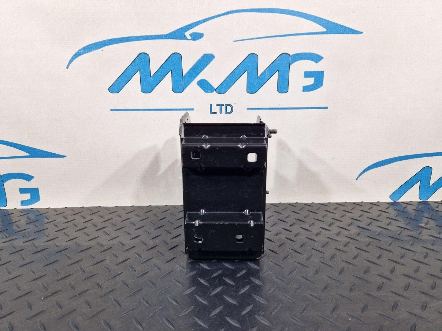 14-23 MERCEDES BENZ VITO W447 GENUINE BATTERY TRAY HOLDER BRACKET A4475402640