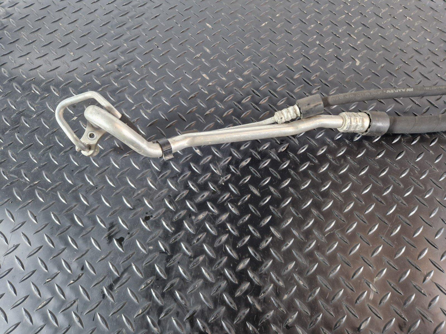 16-22 MERCEDES BENZ X253 A/C AIR CONDITIONING PIPE HOSE A2138301601