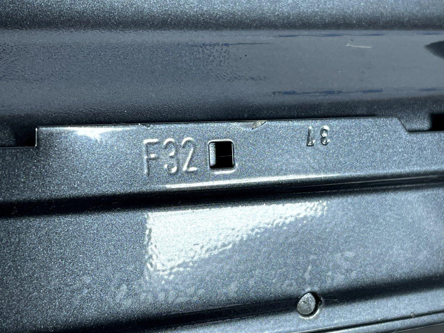 2017 BMW 4 SERIES F32 M-SPORT GENUINE FUEL DOOR IN GREY B39
