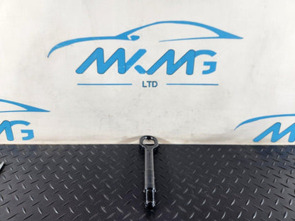 16-20 AUDI Q7 4M GENUINE BOOT TOOLKIT