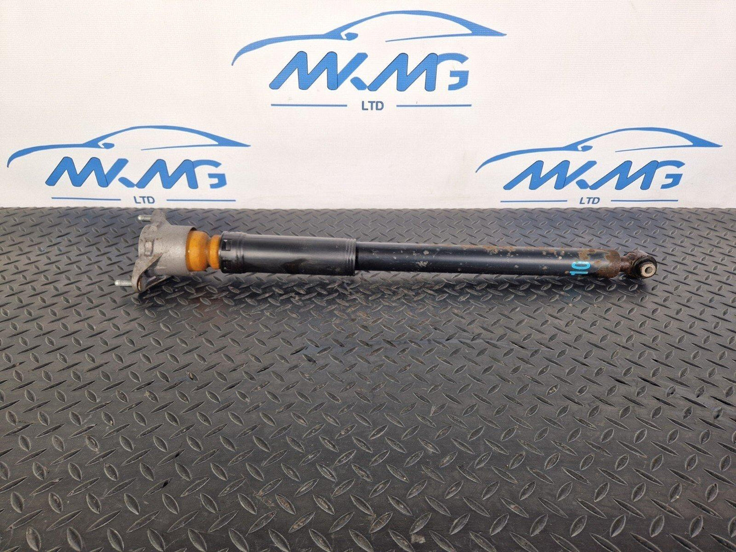 14-20 MERCEDES BENZ GLA  X156 REAR SHOCK ABSORBER FITS LEFT & RIGHT A2043260598