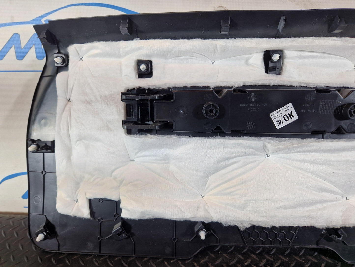 Range Rover Evoque L551 REAR BOOT LID INNER PANEL TRIM COVER K8D245594AE