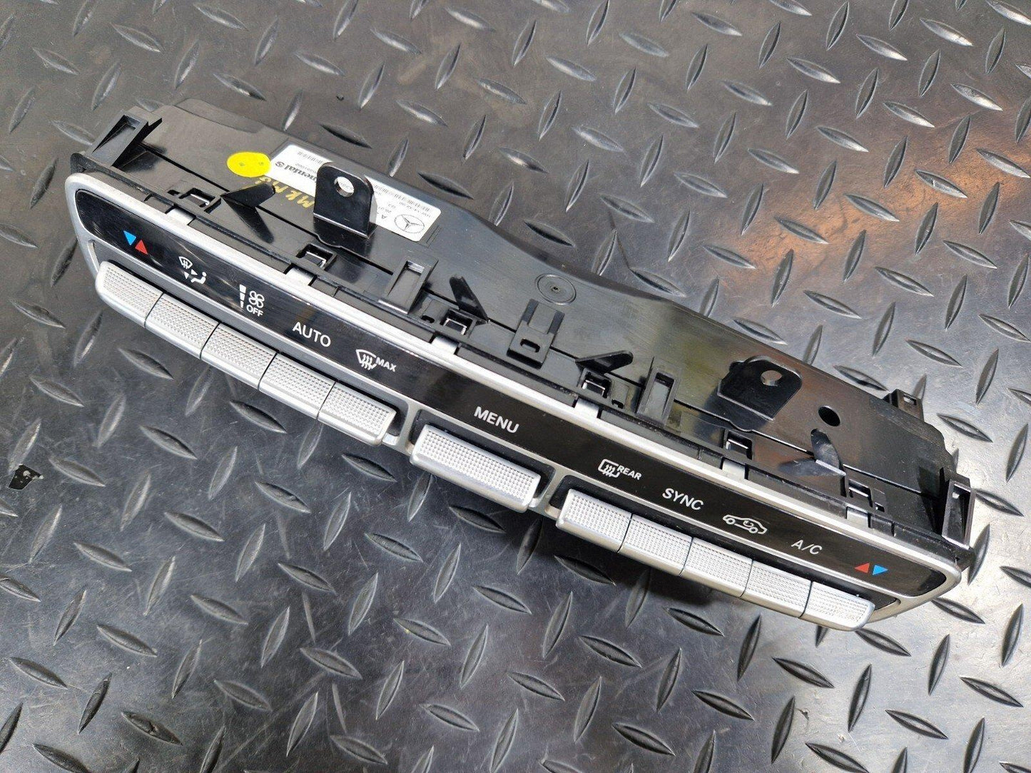 14-21 MERCEDES BENZ W205 OEM A/C HEATER CLIMATE CONTROL SWITCH PANEL A2059054706