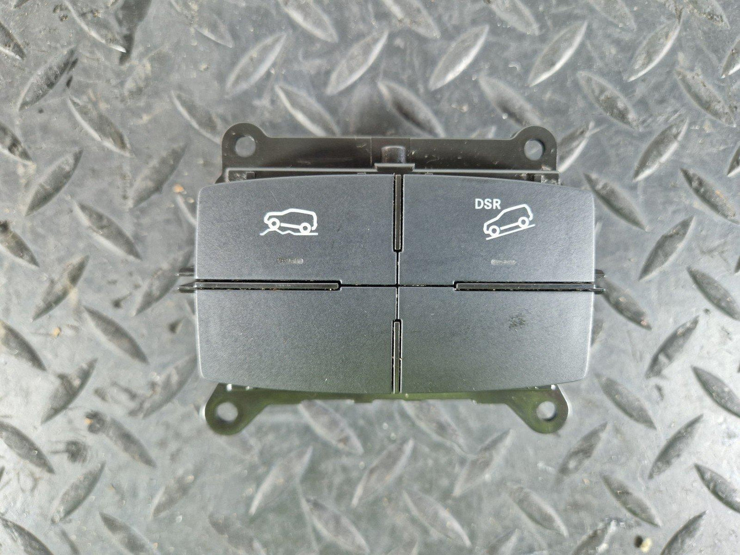 11-19 MERCEDES BENZ ML W166 SUSPENSION CONTROL PANEL SWITCH BUTTON A1669051151