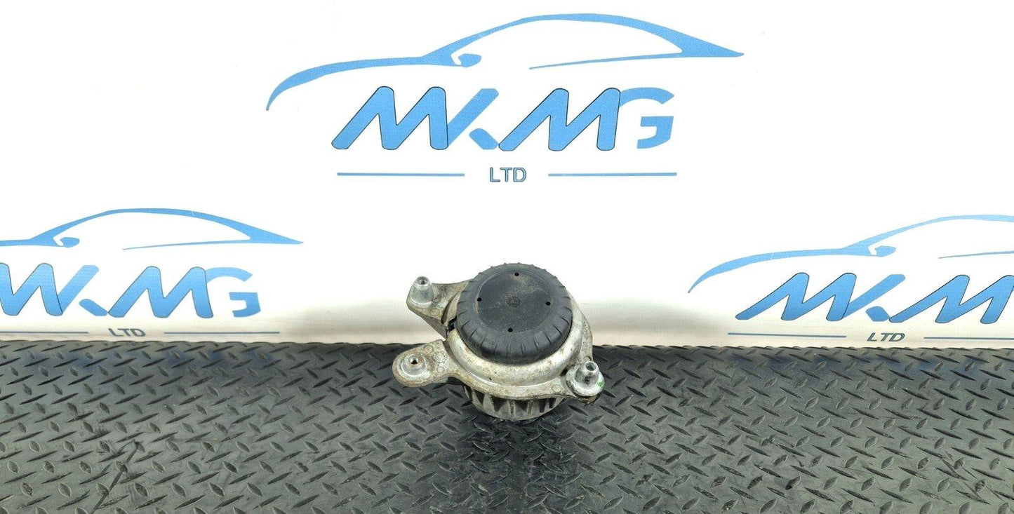 14-21 MERCEDES BENZ C300h W205  FRONT RIGHT DRIVER SIDE ENGINE MOUNT A2052406917