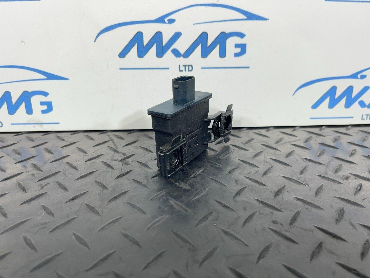 Mercedes W177 W247 Tyre Pressure Monitor Sensor Module Unit TPMS ECU A0009000316