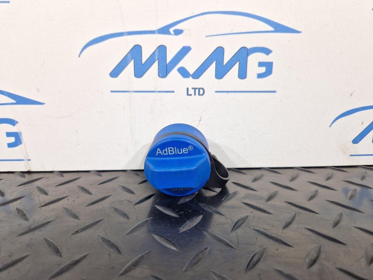 14-21 MERCEDES BENZ C220D W205 GENUINE OEM ADBLUE FILLER CAP A2224700105