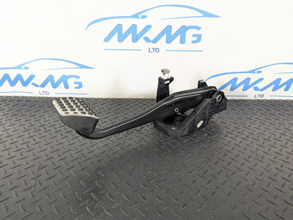 13-19 MERCEDES BENZ CLA C117 GENUINE OEM BRAKE PEDAL ASSEMBLY A2462920308