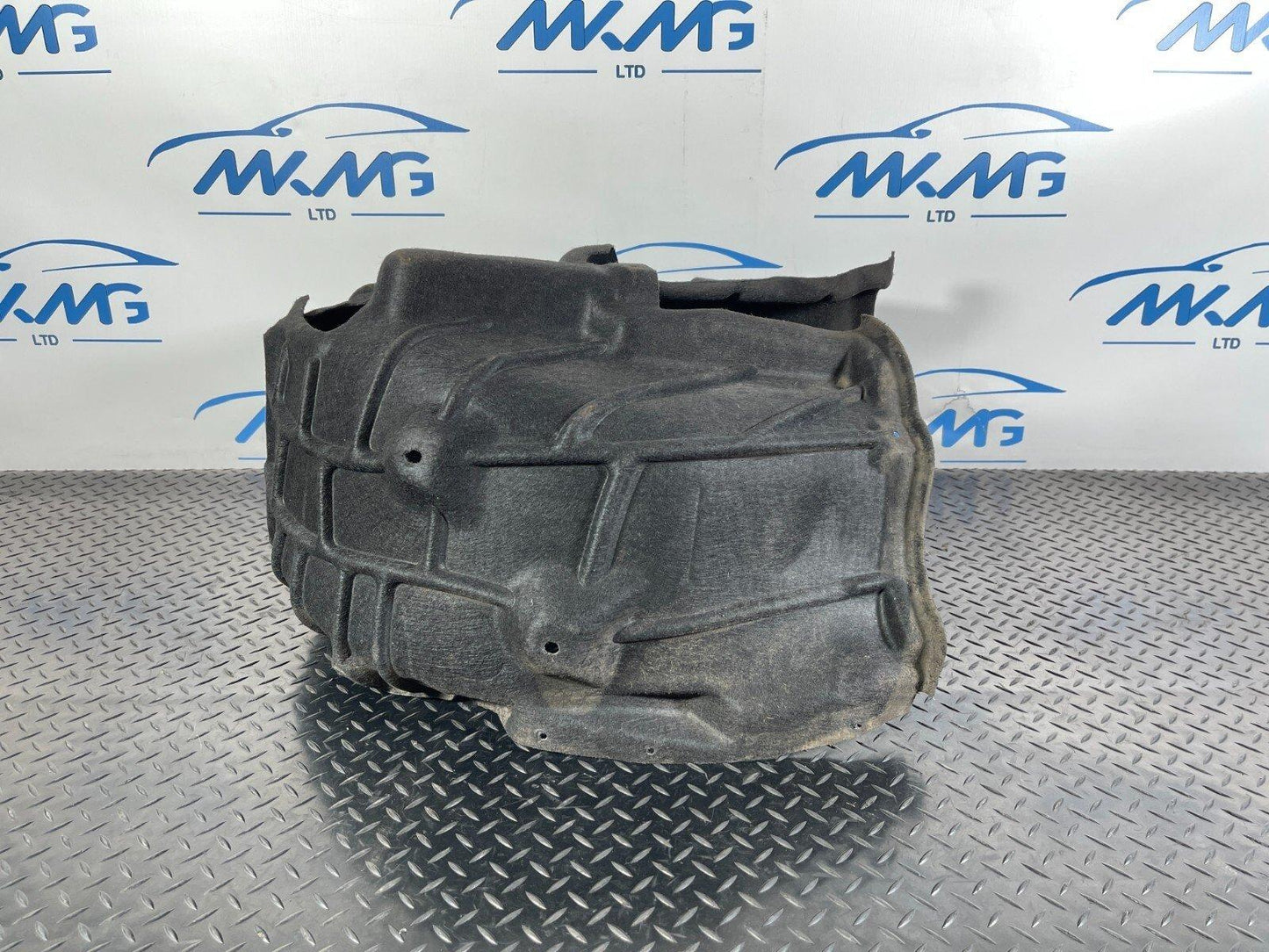 16-19 AUDI A4 B9 Left Rear Arch Liner 8W0810171F