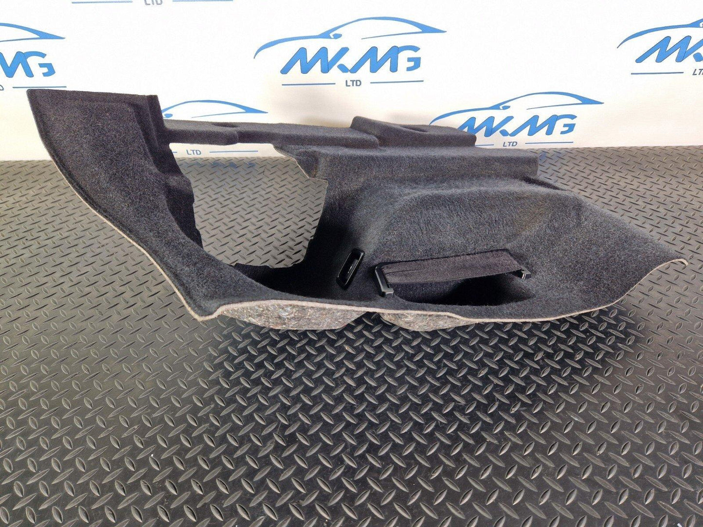 BMW 2 SERIES GRAN TOURER F46 GENUINE REAR RIGHT O/S BOOT SIDE PANEL TRIM 7360968