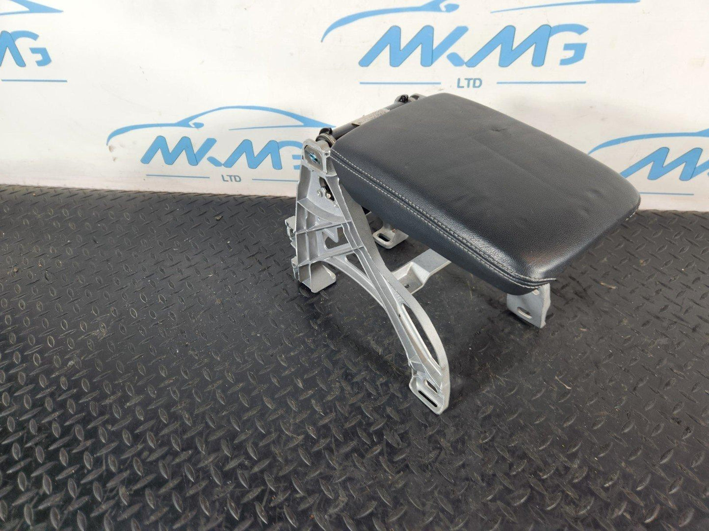 AUDI A5 F5 GENUINE CENTRE CONSOLE ARM REST 8W0864283A