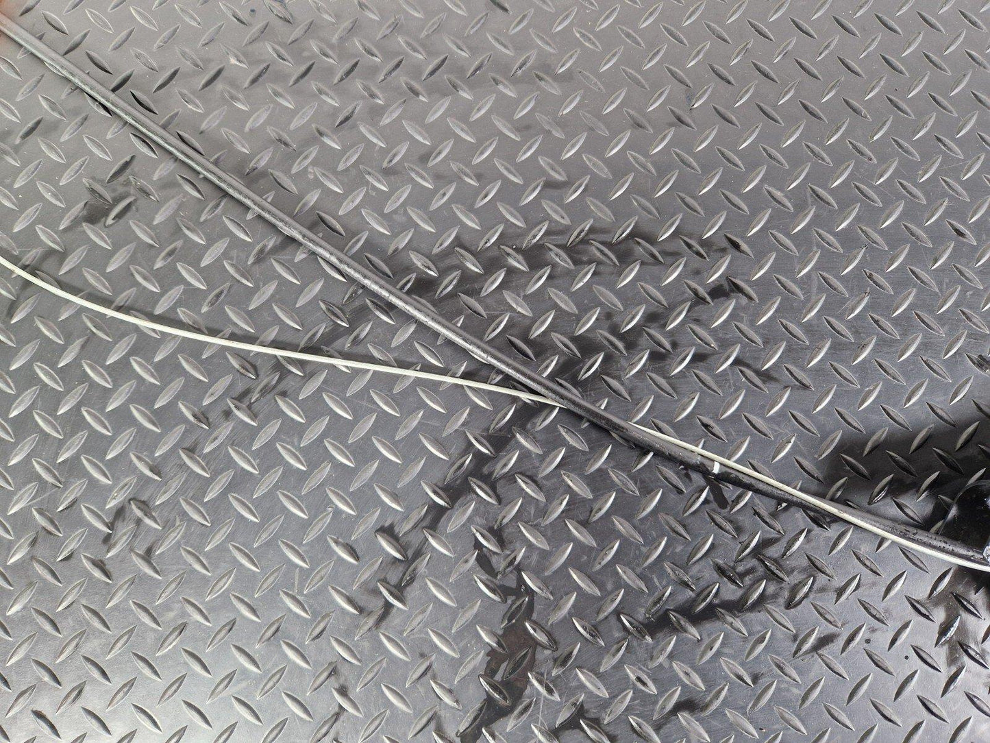18-ON MERCEDES BENZ SPRINTER W907 W910 HANDBRAKE LEVER WITH CABLE A9064200212